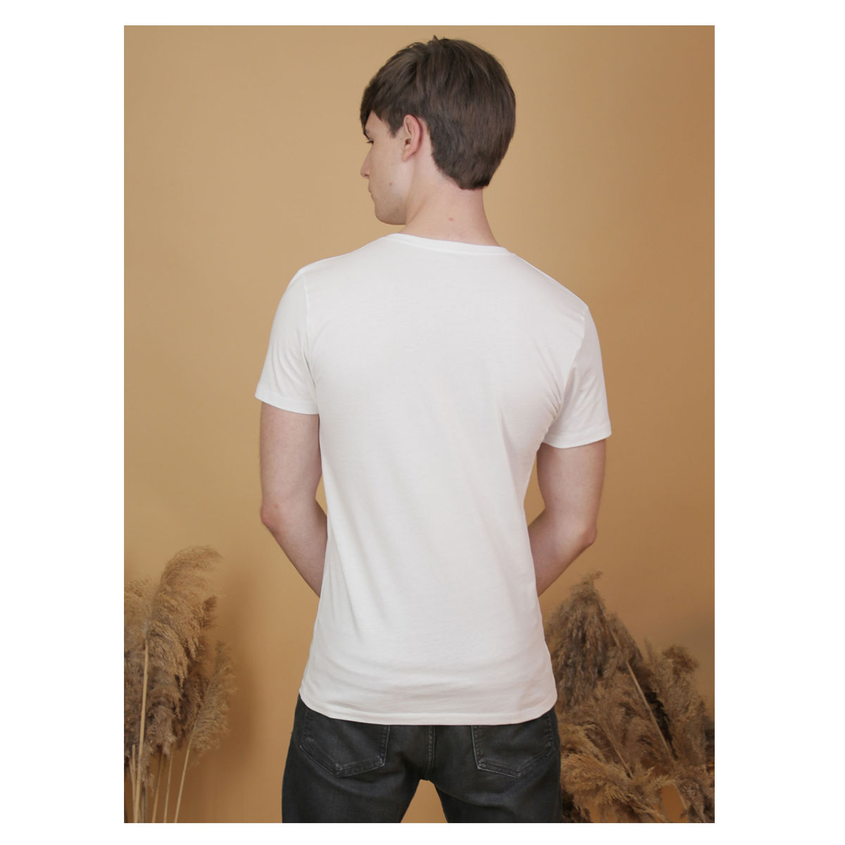 Футболка чоловіча 12-1316 білий 3XL купити в Україні OnRiver.com.ua Футболка чоловіча 12-1316 білий 3XL - Зображення 2