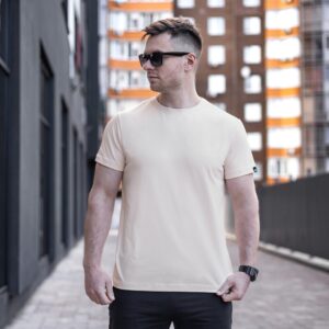 Мужская футболка молочная Pobedov Peremoga