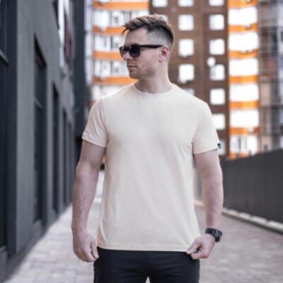Мужская футболка молочная Pobedov Peremoga